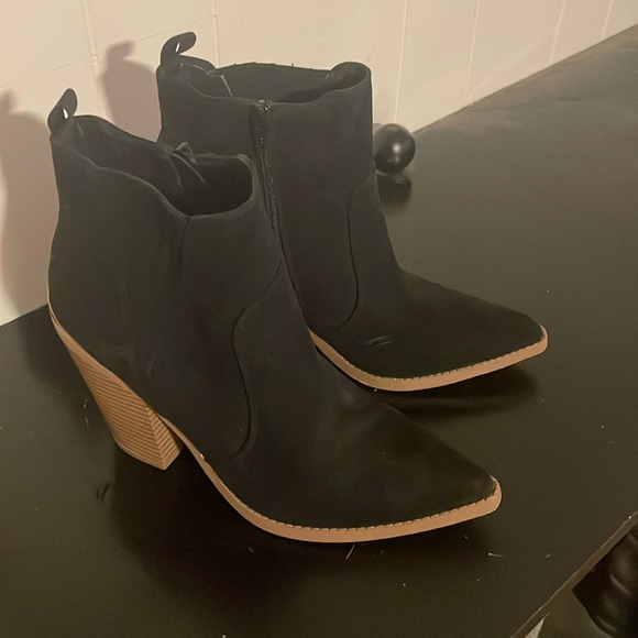 Miranda Booties - Picture 1 of 7